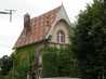  maison avec joli toit en tuiles